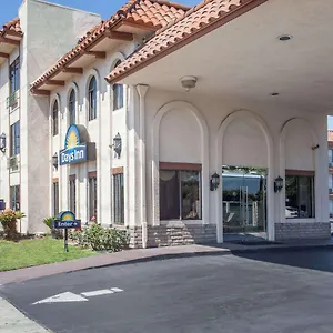 days-inn-anaheim-near-the-park.topanaheimhotels.com/